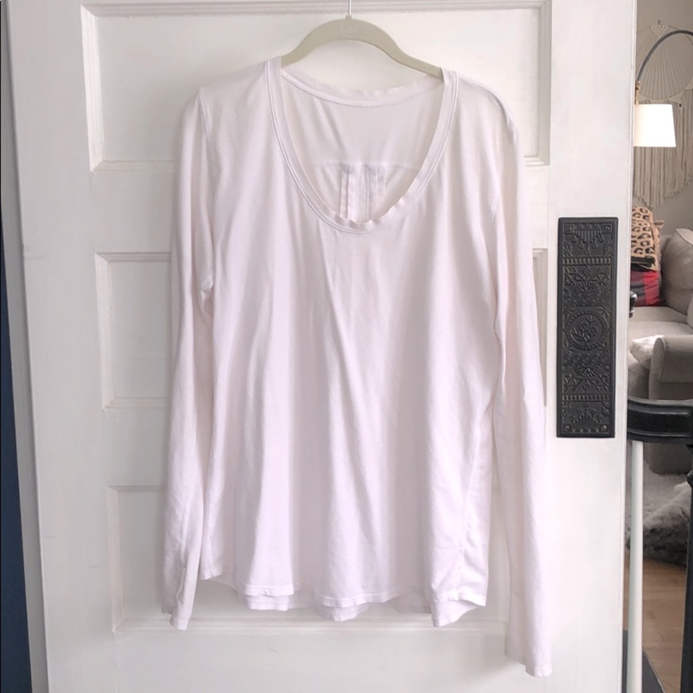 Lululemon long sleeve tee